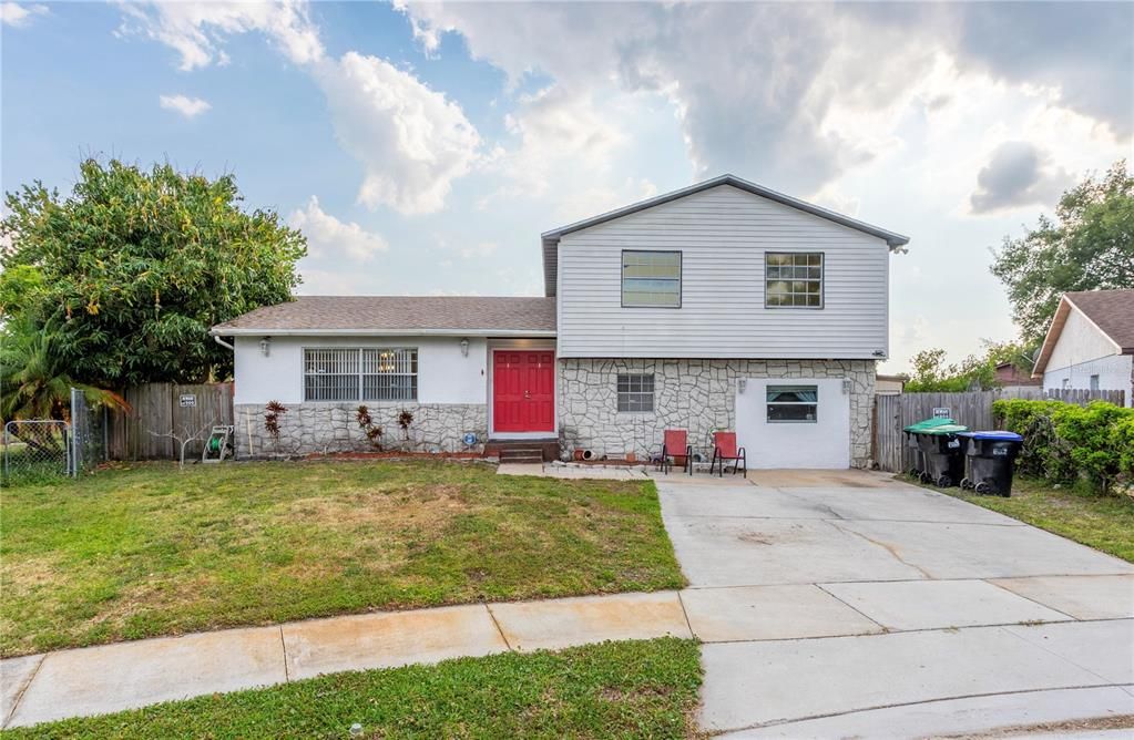 Recently Sold: $335,000 (3 beds, 2 baths, 1505 Square Feet)