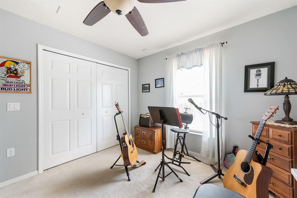 Active With Contract: $499,500 (3 beds, 2 baths, 2092 Square Feet)