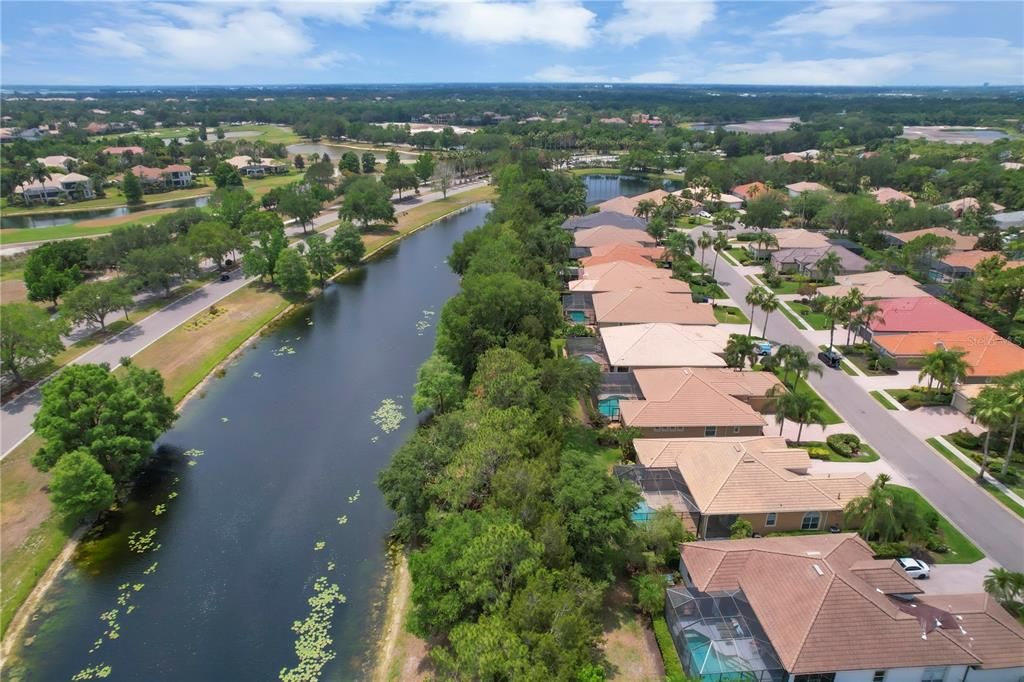 Active With Contract: $647,500 (3 beds, 2 baths, 2089 Square Feet)