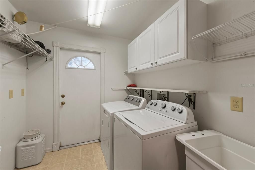Active With Contract: $379,000 (4 beds, 2 baths, 2172 Square Feet)