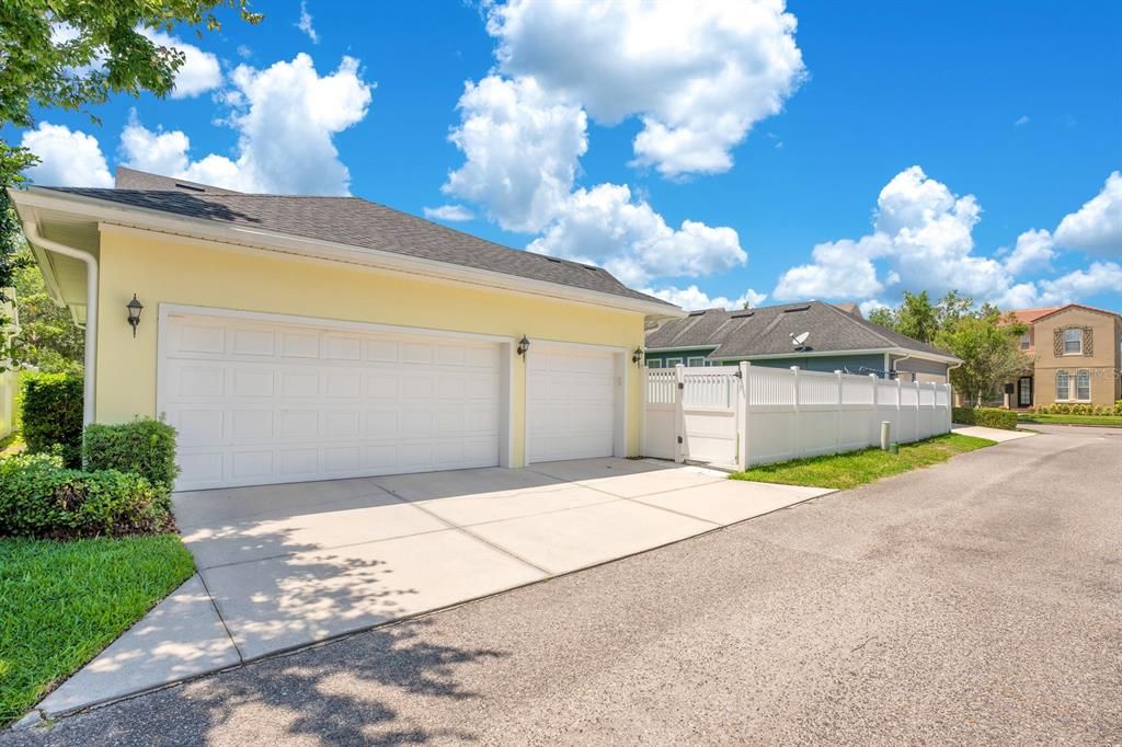 For Sale: $1,590,000 (4 beds, 3 baths, 3589 Square Feet)