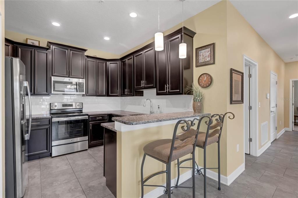 For Sale: $334,900 (2 beds, 2 baths, 1503 Square Feet)