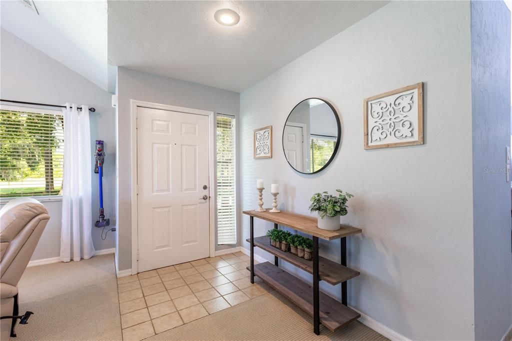 Active With Contract: $259,900 (2 beds, 2 baths, 1410 Square Feet)
