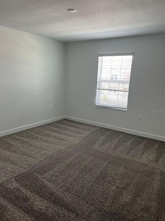 Recently Rented: $2,700 (3 beds, 2 baths, 1620 Square Feet)