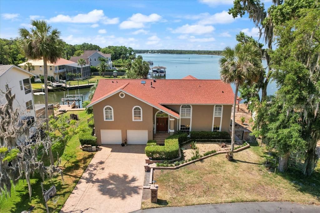 For Sale: $1,650,000 (4 beds, 3 baths, 2848 Square Feet)