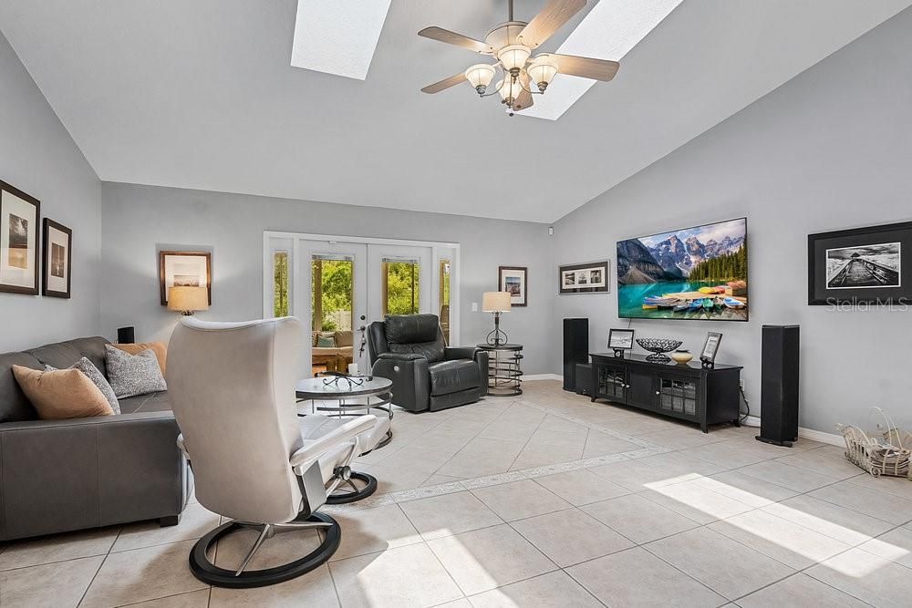 Large Great Room with Skylights