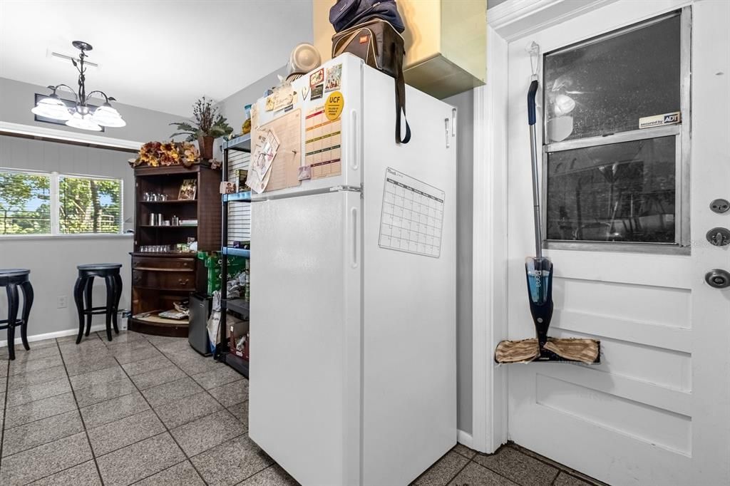 For Sale: $350,000 (3 beds, 2 baths, 1334 Square Feet)