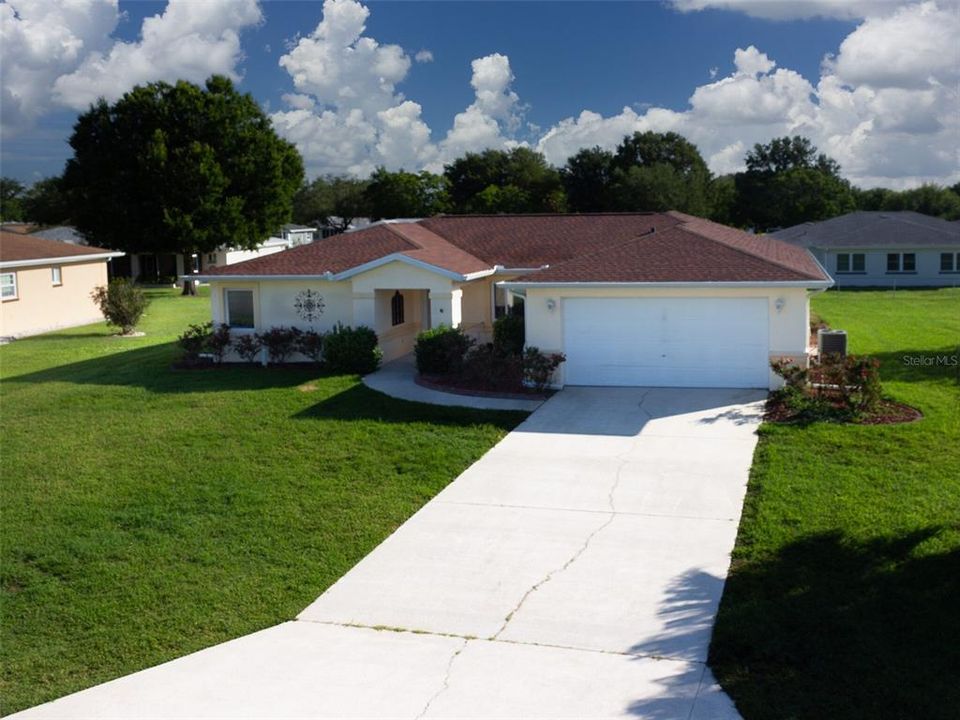 For Sale: $245,000 (3 beds, 2 baths, 1604 Square Feet)