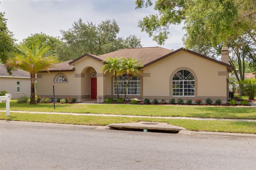 Active With Contract: $765,000 (4 beds, 2 baths, 2242 Square Feet)