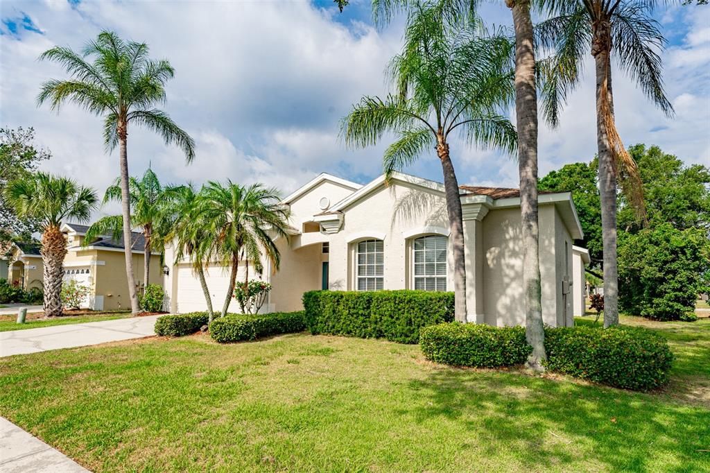 Recently Sold: $449,900 (3 beds, 2 baths, 2202 Square Feet)