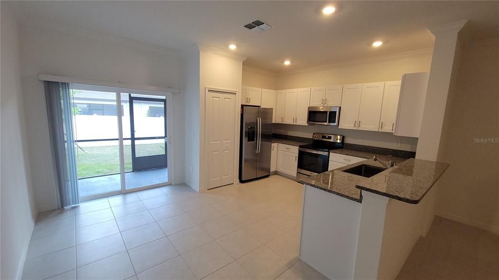 Active With Contract: $1,945 (3 beds, 2 baths, 1634 Square Feet)