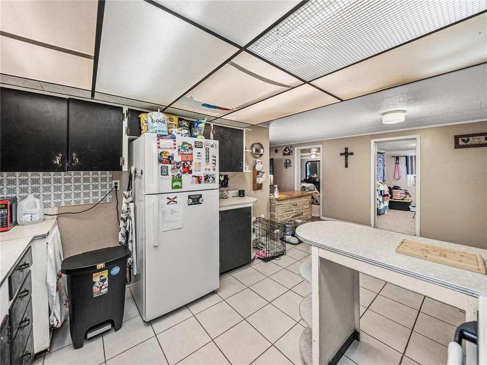 For Sale: $499,000 (2 beds, 1 baths, 1100 Square Feet)