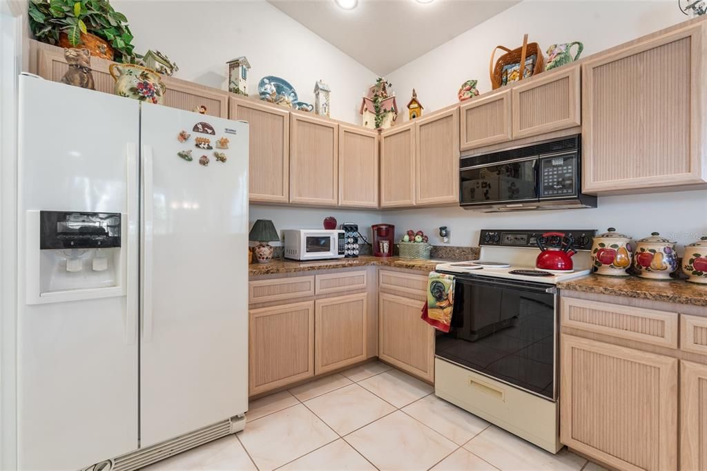 For Sale: $329,000 (3 beds, 2 baths, 2026 Square Feet)