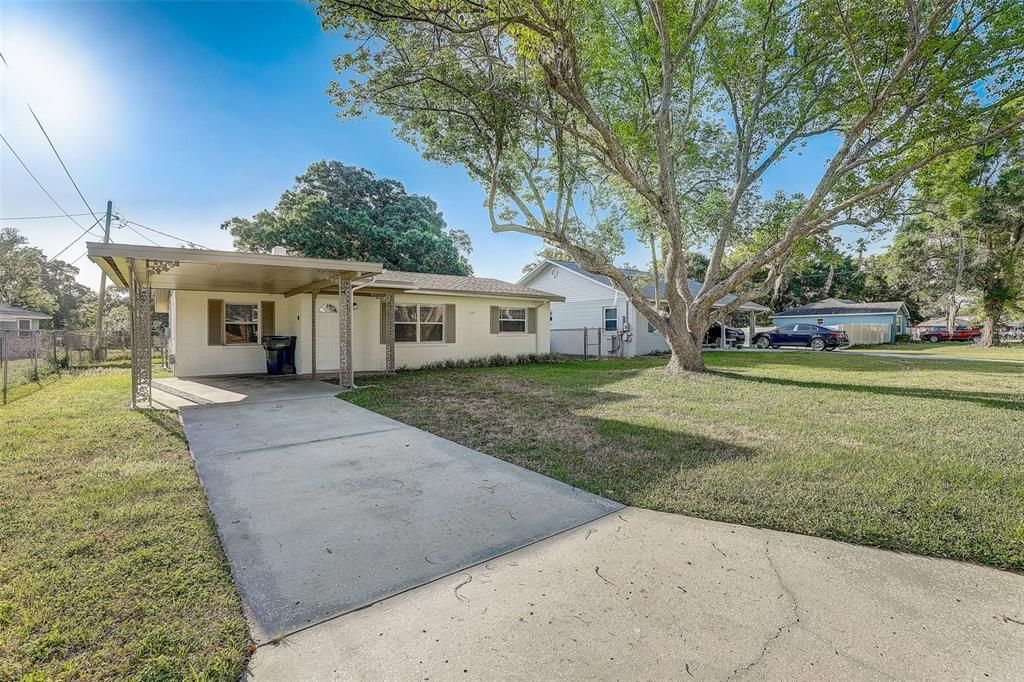 For Sale: $242,500 (3 beds, 1 baths, 1131 Square Feet)