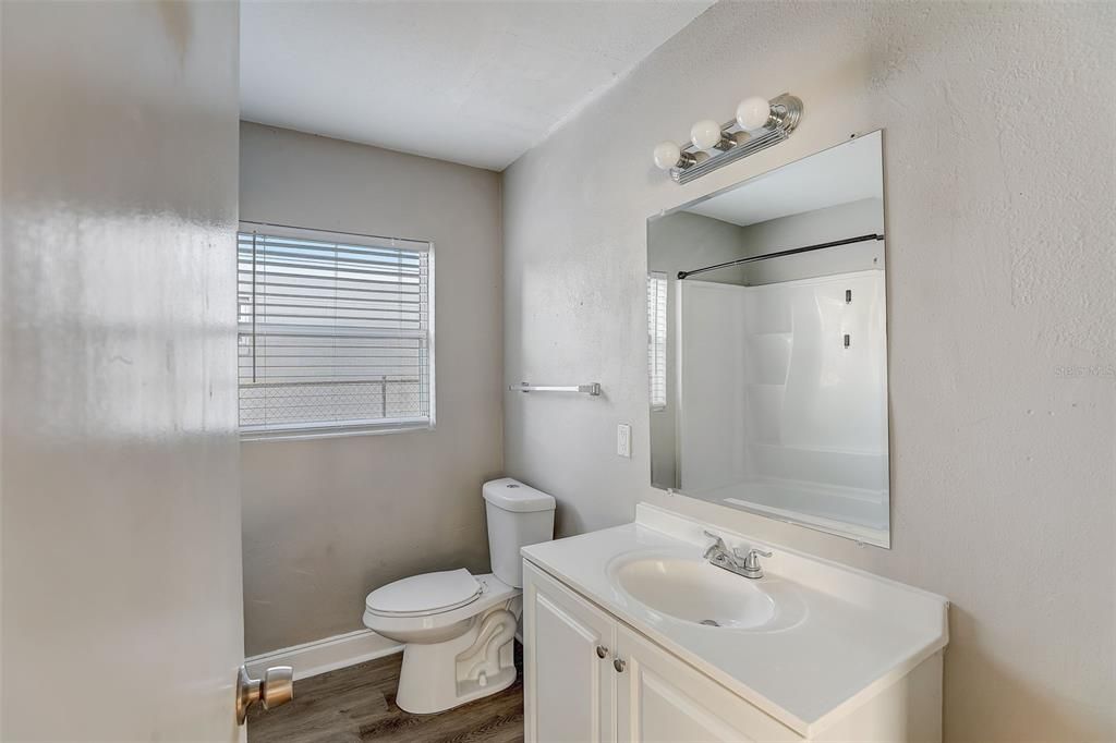 For Sale: $242,500 (3 beds, 1 baths, 1131 Square Feet)