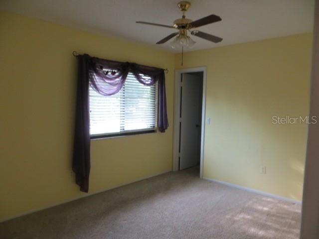 For Sale: $240,000 (2 beds, 1 baths, 900 Square Feet)