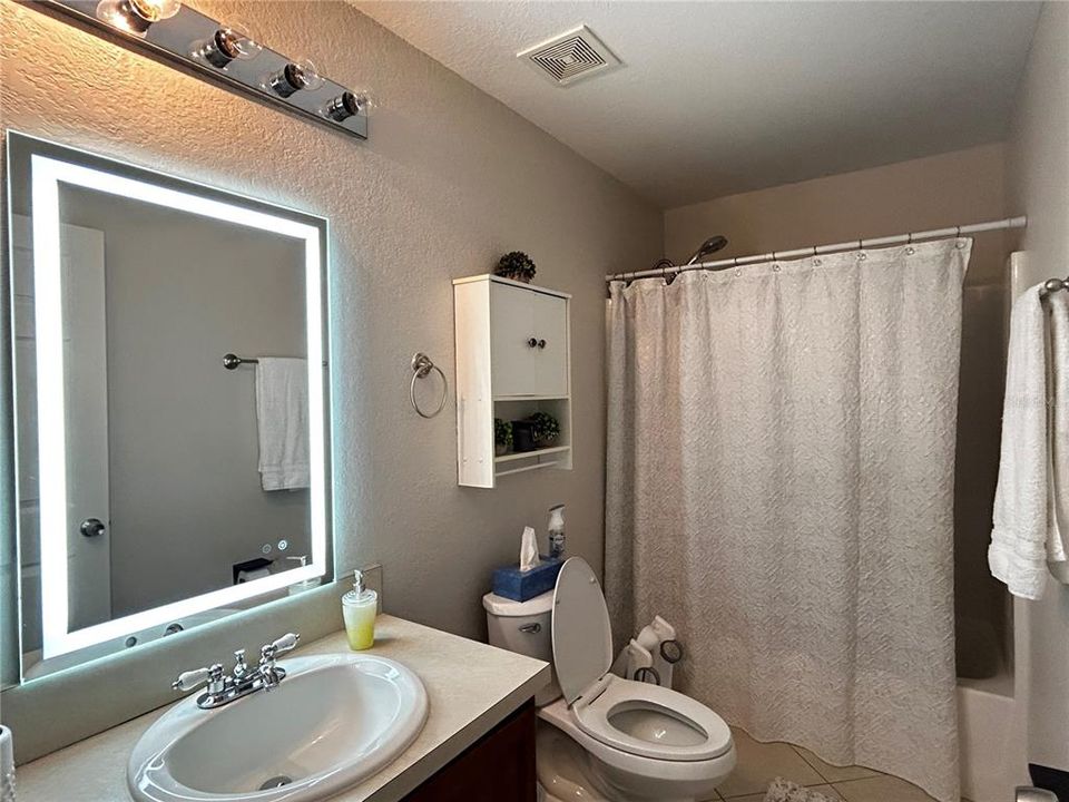 最近租的: $1,950 (3 贝兹, 2 浴室, 1624 平方英尺)