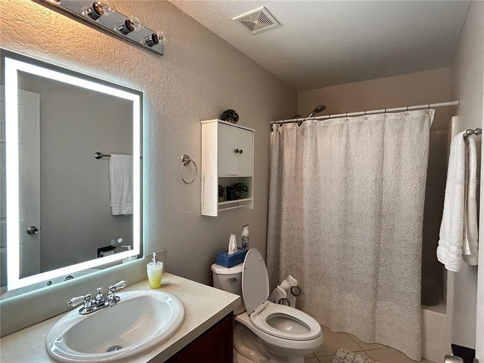 最近租的: $1,950 (3 贝兹, 2 浴室, 1624 平方英尺)