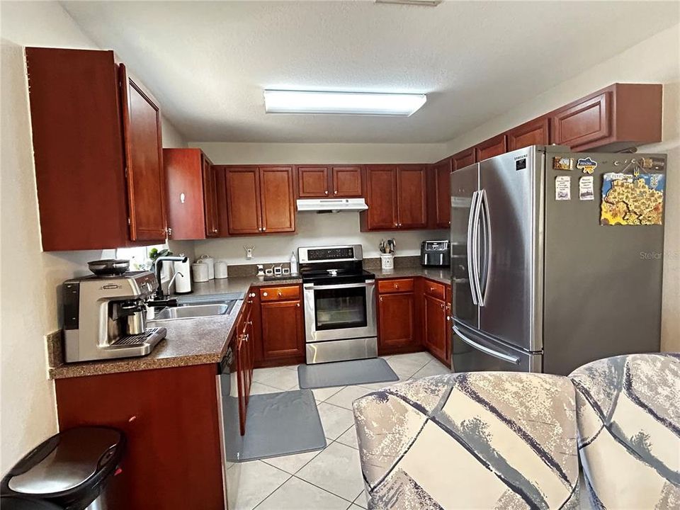 For Rent: $1,950 (3 beds, 2 baths, 1624 Square Feet)