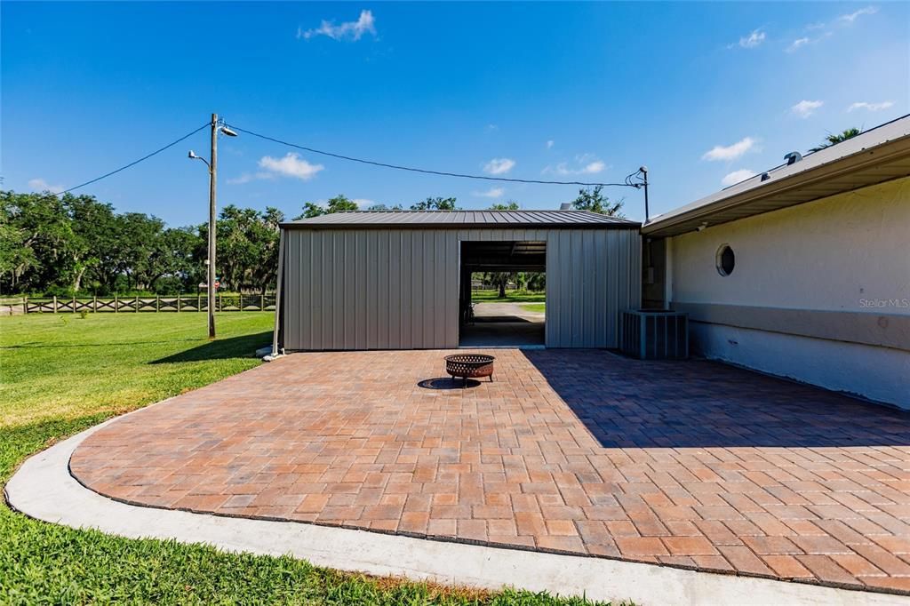 Active With Contract: $495,000 (3 beds, 2 baths, 1994 Square Feet)