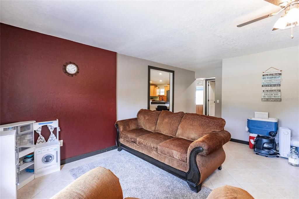 Active With Contract: $495,000 (3 beds, 2 baths, 1994 Square Feet)