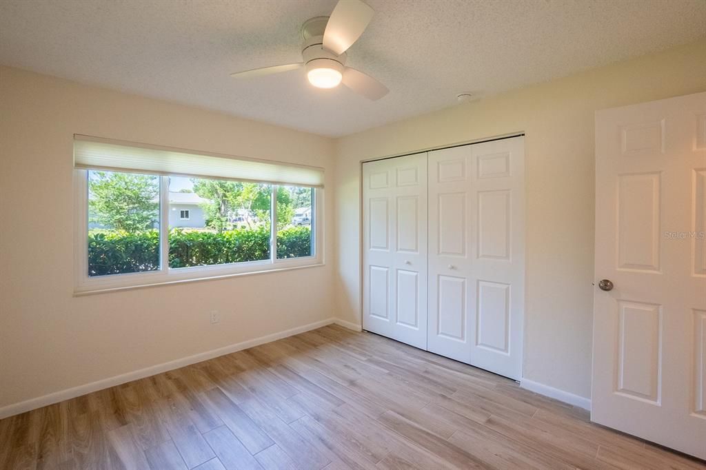 Active With Contract: $389,000 (3 beds, 2 baths, 1657 Square Feet)