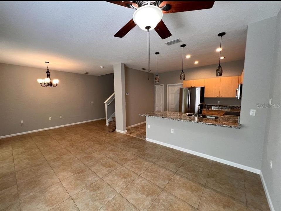 For Rent: $2,100 (2 beds, 2 baths, 1526 Square Feet)