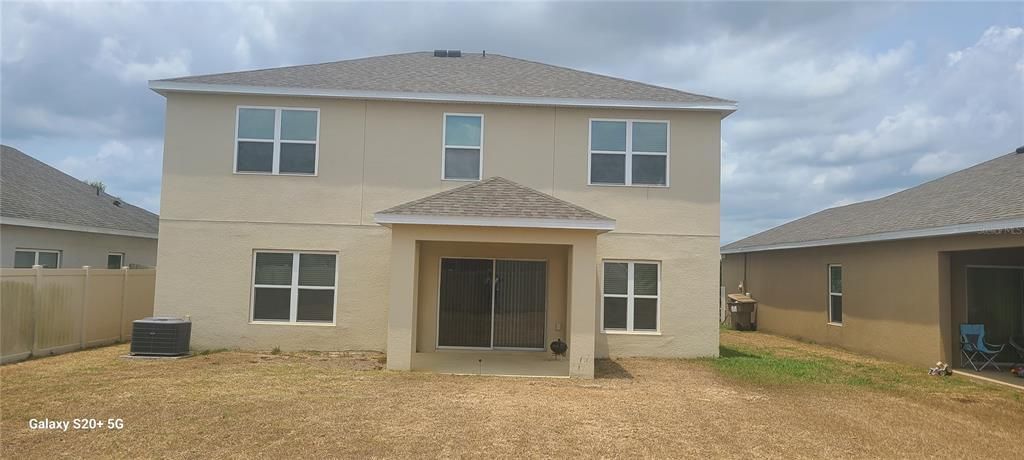 For Sale: $462,000 (4 beds, 2 baths, 2586 Square Feet)