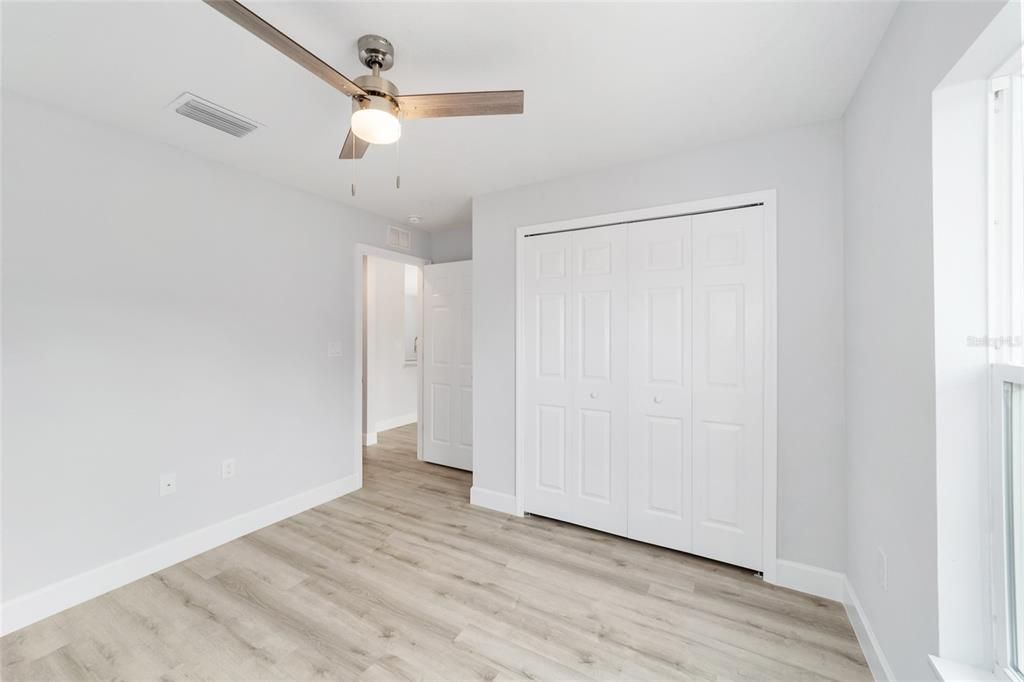 Active With Contract: $244,900 (3 beds, 2 baths, 1267 Square Feet)