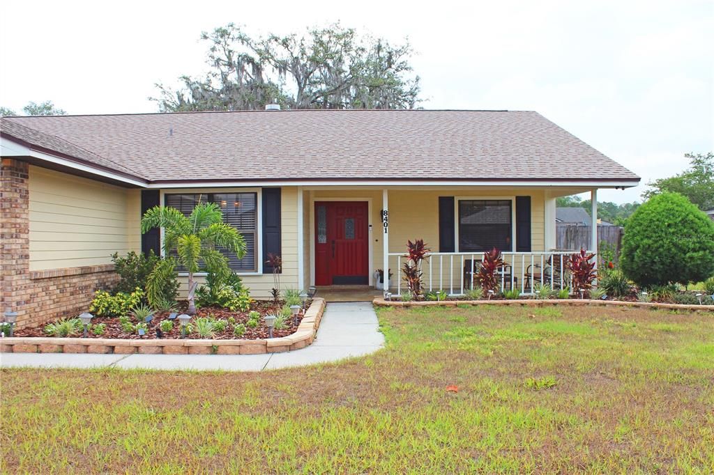 Active With Contract: $350,000 (3 beds, 2 baths, 1600 Square Feet)