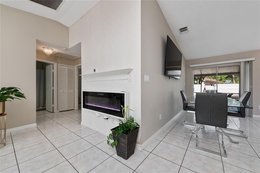 Active With Contract: $389,900 (3 beds, 2 baths, 1358 Square Feet)