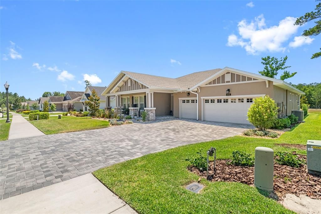 Beautiful paver driveway