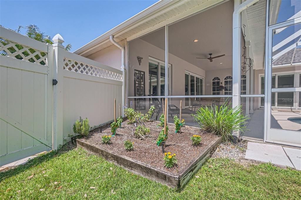 Recently Sold: $935,000 (4 beds, 3 baths, 2673 Square Feet)