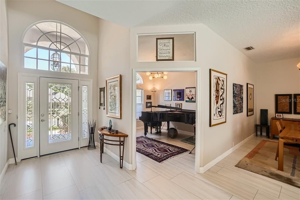 Active With Contract: $935,000 (4 beds, 3 baths, 2673 Square Feet)