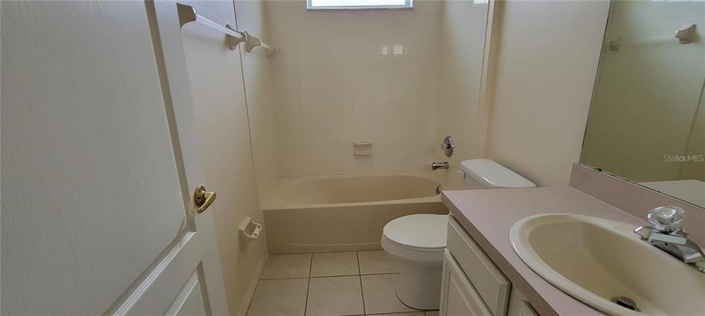 For Rent: $3,500 (3 beds, 2 baths, 2197 Square Feet)