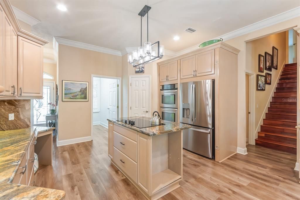 Active With Contract: $750,000 (4 beds, 4 baths, 3322 Square Feet)