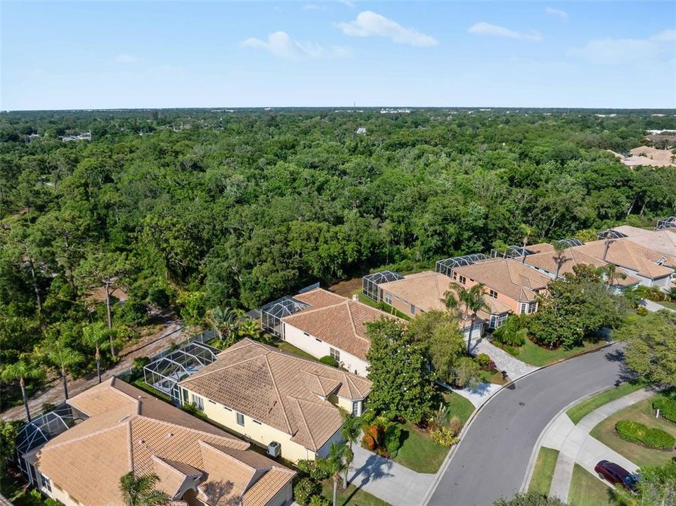 Active With Contract: $559,700 (3 beds, 2 baths, 1909 Square Feet)