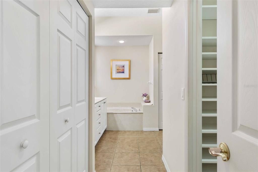 Recently Sold: $559,700 (3 beds, 2 baths, 1909 Square Feet)