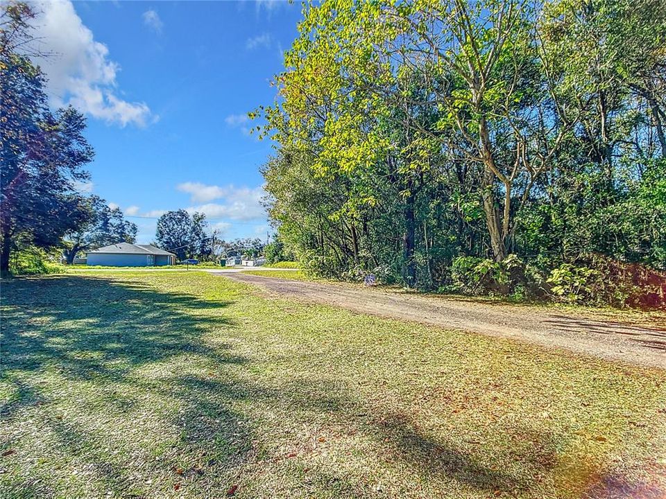 For Sale: $500,000 (3 beds, 2 baths, 1577 Square Feet)