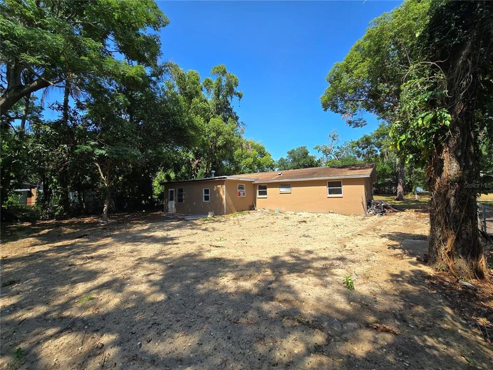 For Sale: $229,900 (3 beds, 1 baths, 1536 Square Feet)
