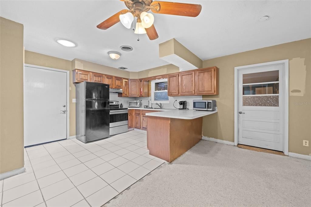 Kitchen with Breakfast Bar & Pantry