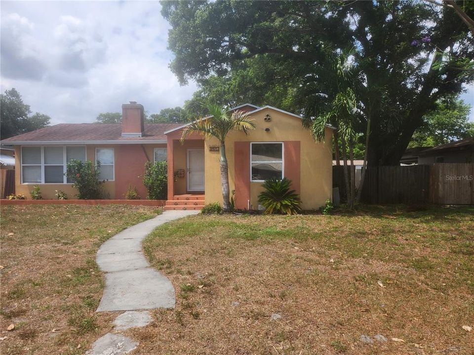 For Sale: $540,000 (3 beds, 1 baths, 1337 Square Feet)