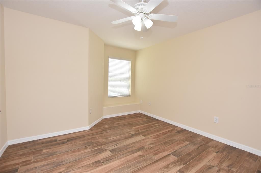 Active With Contract: $1,700 (3 beds, 2 baths, 1713 Square Feet)