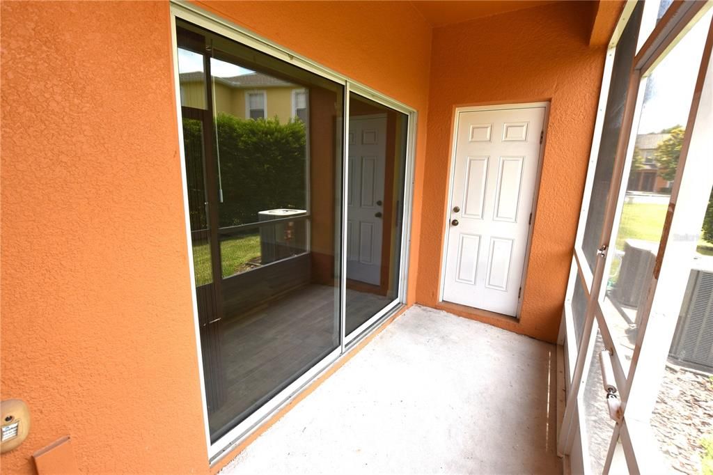 Active With Contract: $1,700 (3 beds, 2 baths, 1713 Square Feet)