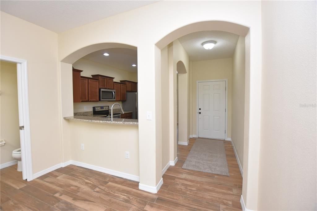 Active With Contract: $1,700 (3 beds, 2 baths, 1713 Square Feet)