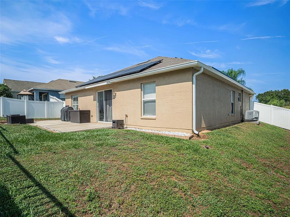 Active With Contract: $300,000 (4 beds, 2 baths, 1564 Square Feet)