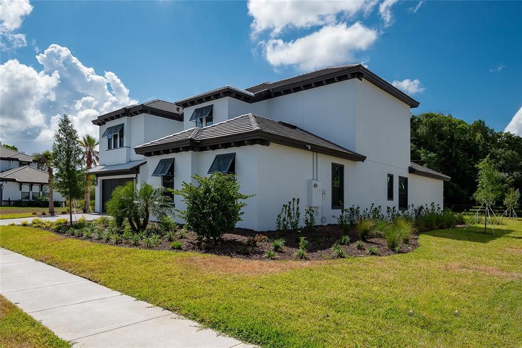 For Sale: $1,749,000 (4 beds, 3 baths, 4487 Square Feet)