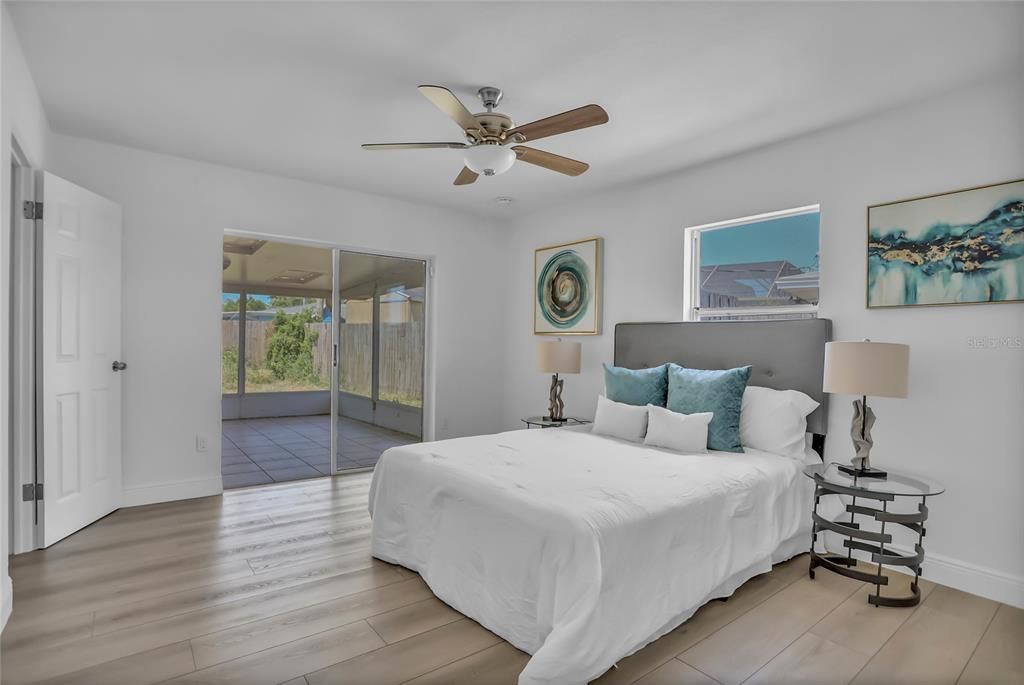 Active With Contract: $329,500 (3 beds, 2 baths, 1385 Square Feet)