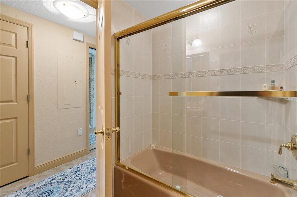 待售: $1,095,000 (3 贝兹, 3 浴室, 2000 平方英尺)