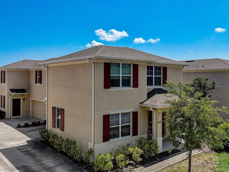 Active With Contract: $290,000 (3 beds, 2 baths, 1648 Square Feet)
